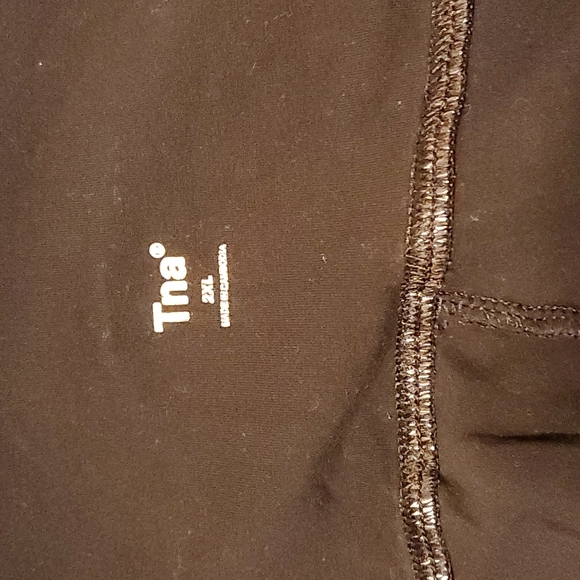 TNA - Black Leggings 2XL - Picture 3 of 4